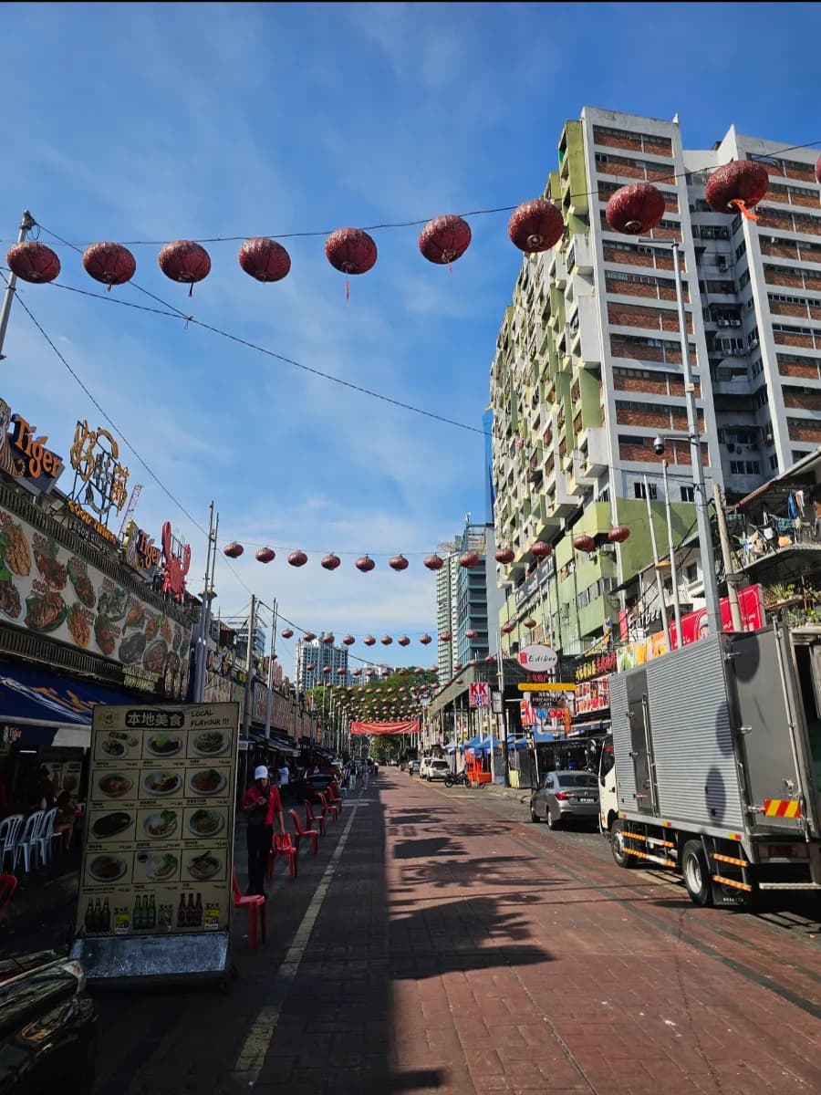 ตะลุย Jalan Alor Food Street พิกัดสตรีทฟู้ดยามค่ำคืนสุดฮิตในกัวลาลัมเปอร์